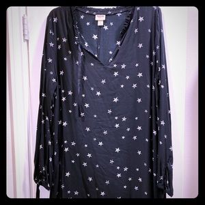Black dress with stars.